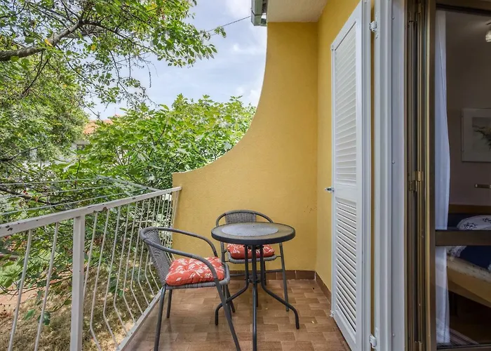 Daria-1 By Interhome *