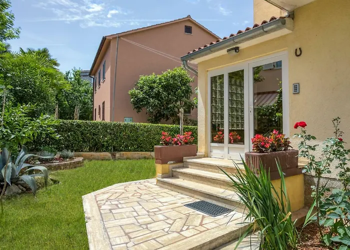 Daria-1 By Interhome * ポレッチ